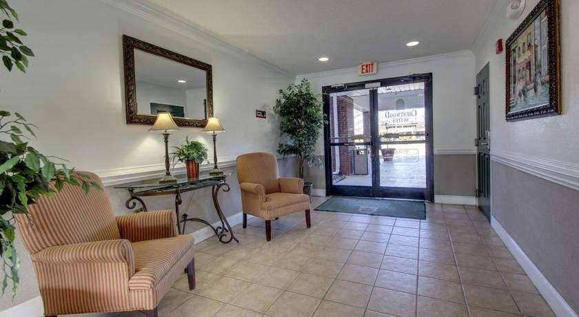 Intown Suites Extended Stay Greensboro Nc - Lanada Interior photo